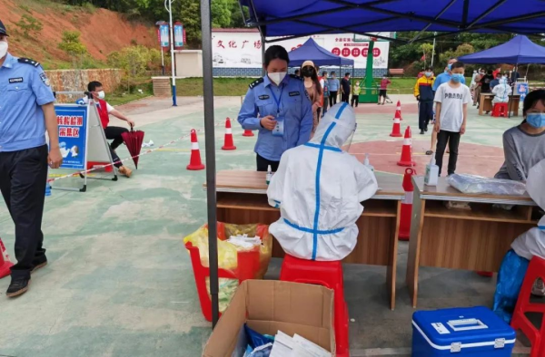邵阳市宝庆精神病医院,邵阳诱发电位仪,ES型失眠治疗仪,500mAX光就机