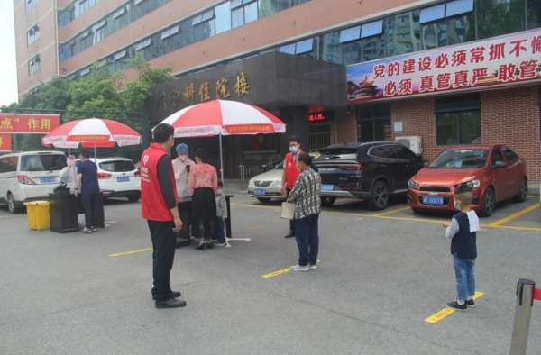邵阳市宝庆精神病医院,邵阳诱发电位仪,ES型失眠治疗仪,500mAX光就机